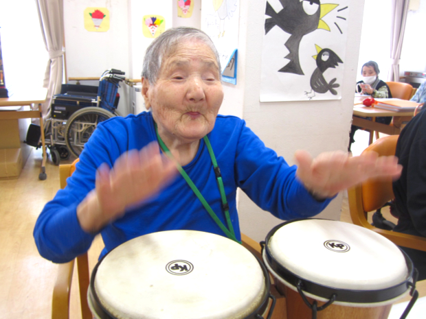 コンフォート門真の演奏会 ハートケアグループ通信ブログ