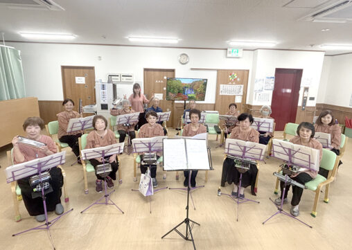 リハビリプラザ桜ケ丘のボランティア演奏会