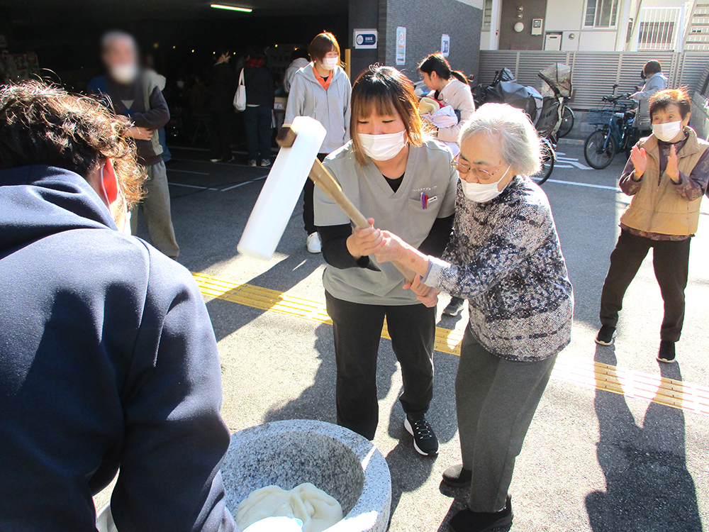 餅つき大会（リハビリプラザ東大阪）2