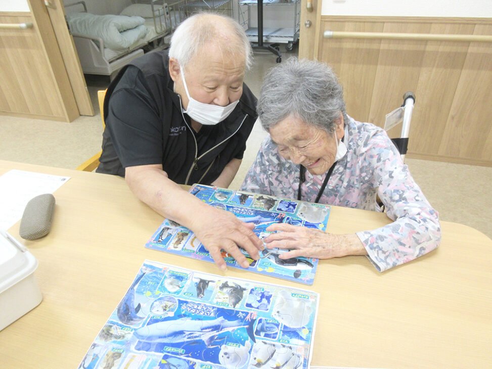 リハビリプラザ高槻の趣味活動（パズル）